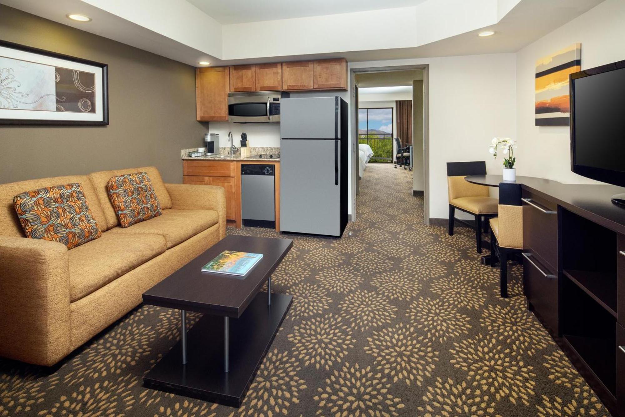 Holiday Inn And Suites Phoenix Airport North By Ihg Exterior foto